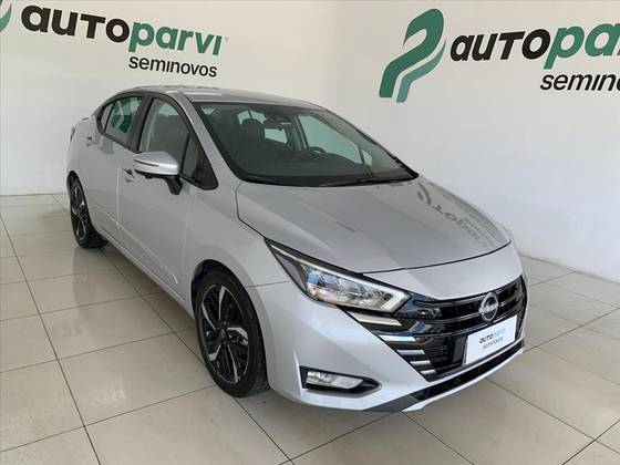 NISSAN VERSA 1.6 16V FLEX EXCLUSIVE XTRONIC NISSAN VERSA 1.6 16V FLEX EXCLUSIVE XTRONIC